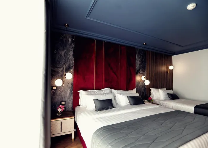 Luxury Premium Finese Hotel Golem (Tirana)