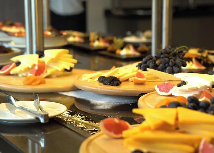 Luxury Premium Finese Hotel Golem (Tirana)