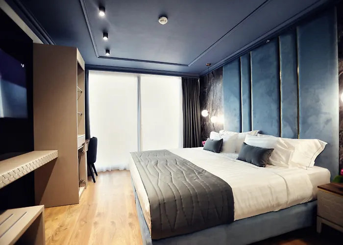 Luxury Premium Finese Hotel Golem (Tirana)