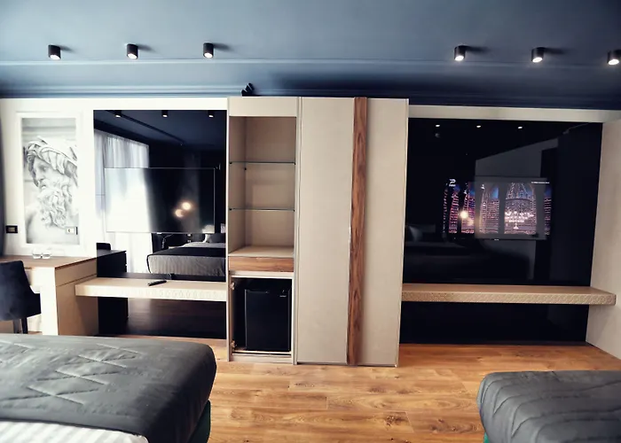 Luxury Premium Finese