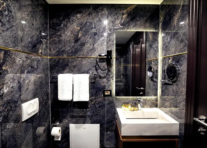 Luxury Premium Finese Golem (Tirana)